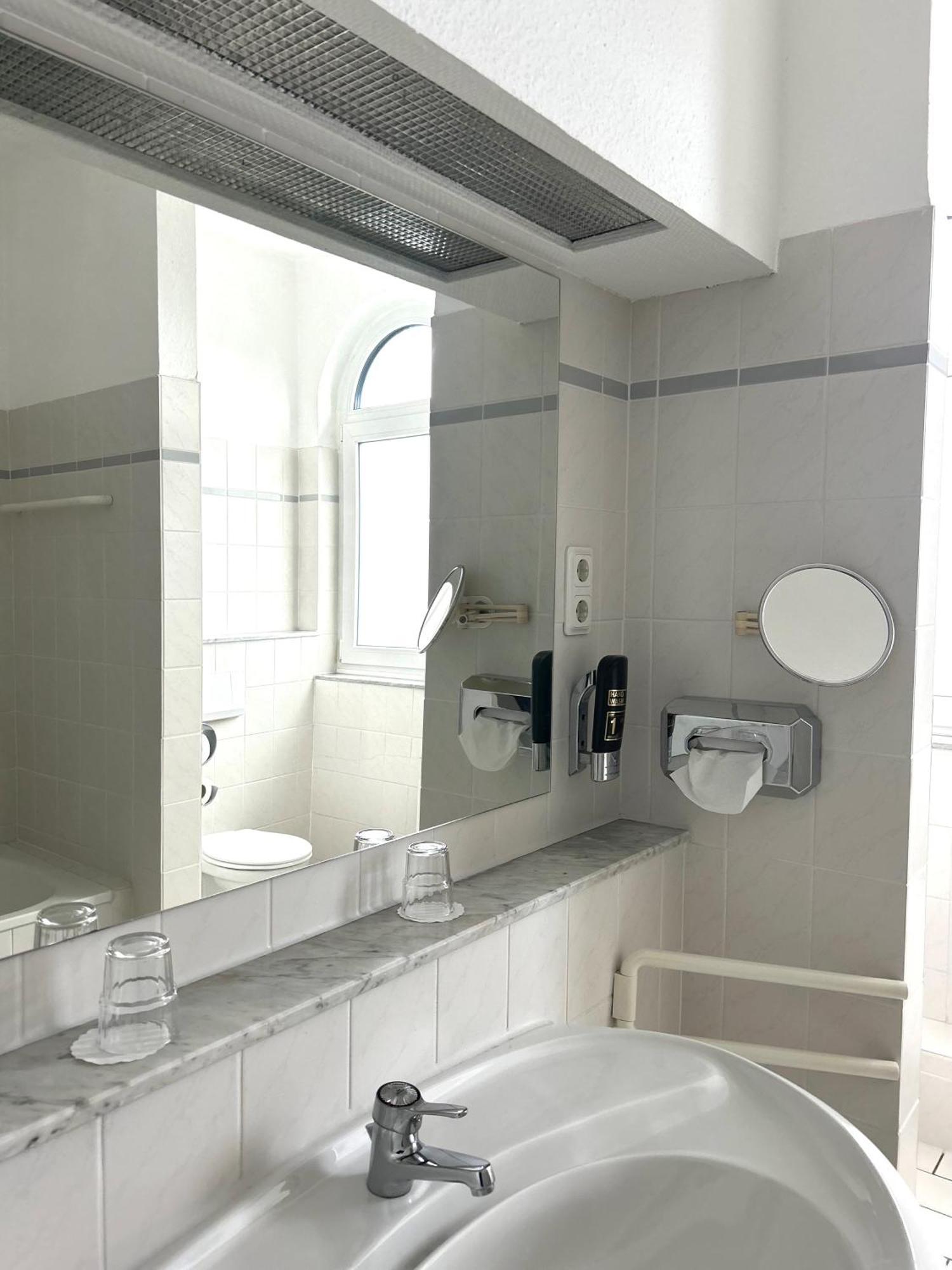 Sure Hotel By Best Western Wilhelmshaven City Zewnętrze zdjęcie