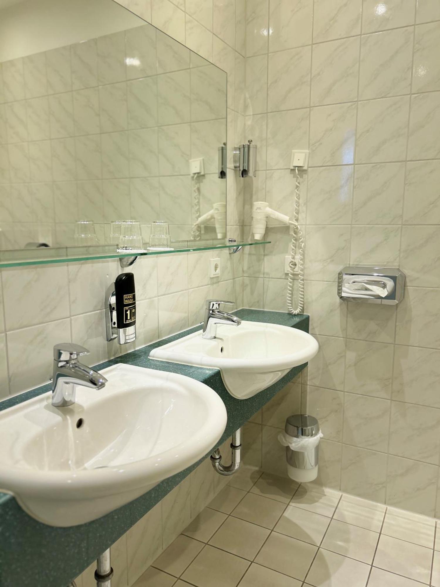 Sure Hotel By Best Western Wilhelmshaven City Zewnętrze zdjęcie